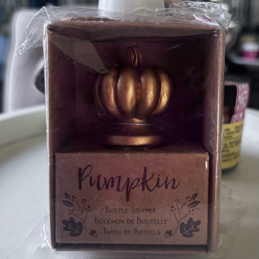 🖤 GREAT GIFT!  Adorable pumpkin wine stopper – perfect for the holidays!